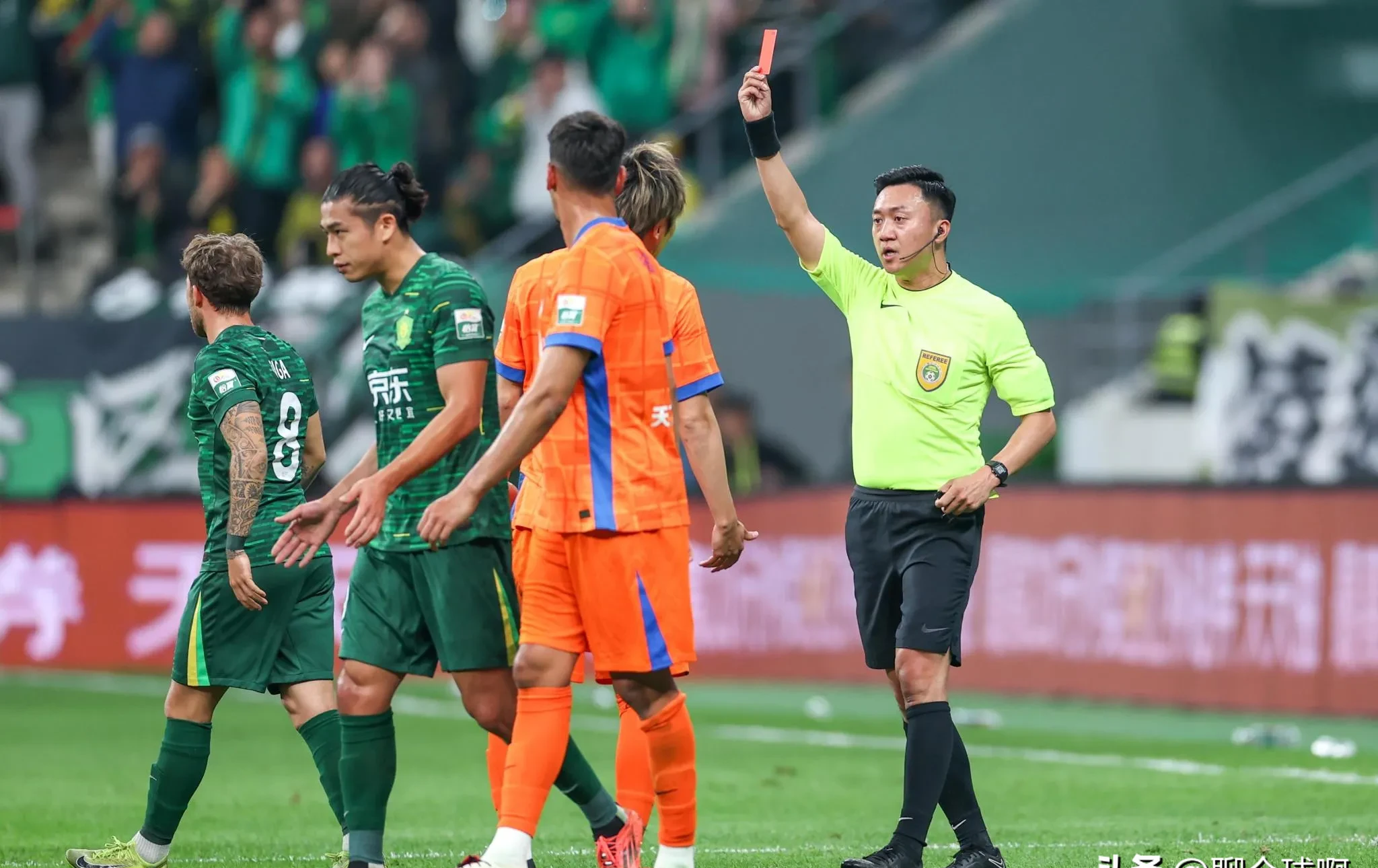 开云电竞 -今晚突围战来临，山东泰山围绕法国杯手感冰凉，悬念犹存，球队文化再被提及(法国杯有多少支球队)