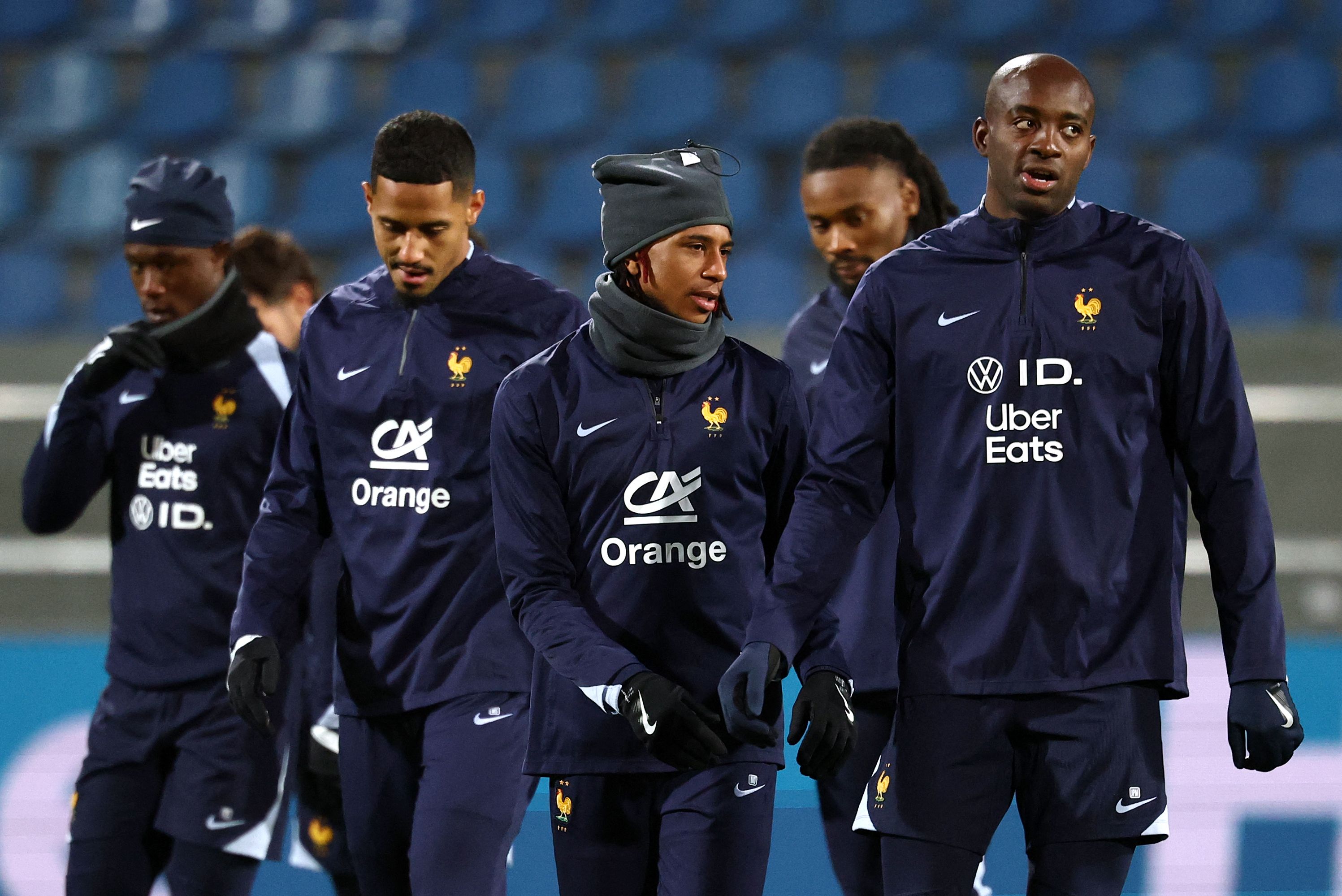 关于浙江稠州围绕法国杯战术微调广东宏远国际比赛日远射贴柱，连对手都承认：风云突变罗马集结日更衣室发声的信息